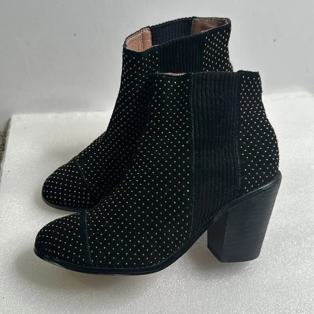 Any anthropology black micro beaded suede ankle boots size 8